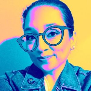 Meet your Posher, Yvette